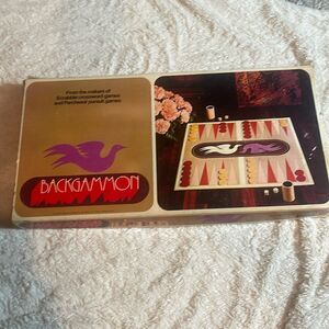 Vintage 1975 backgammon board game